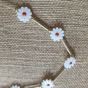 Lucky Brand Gold and White Daisy Necklace
